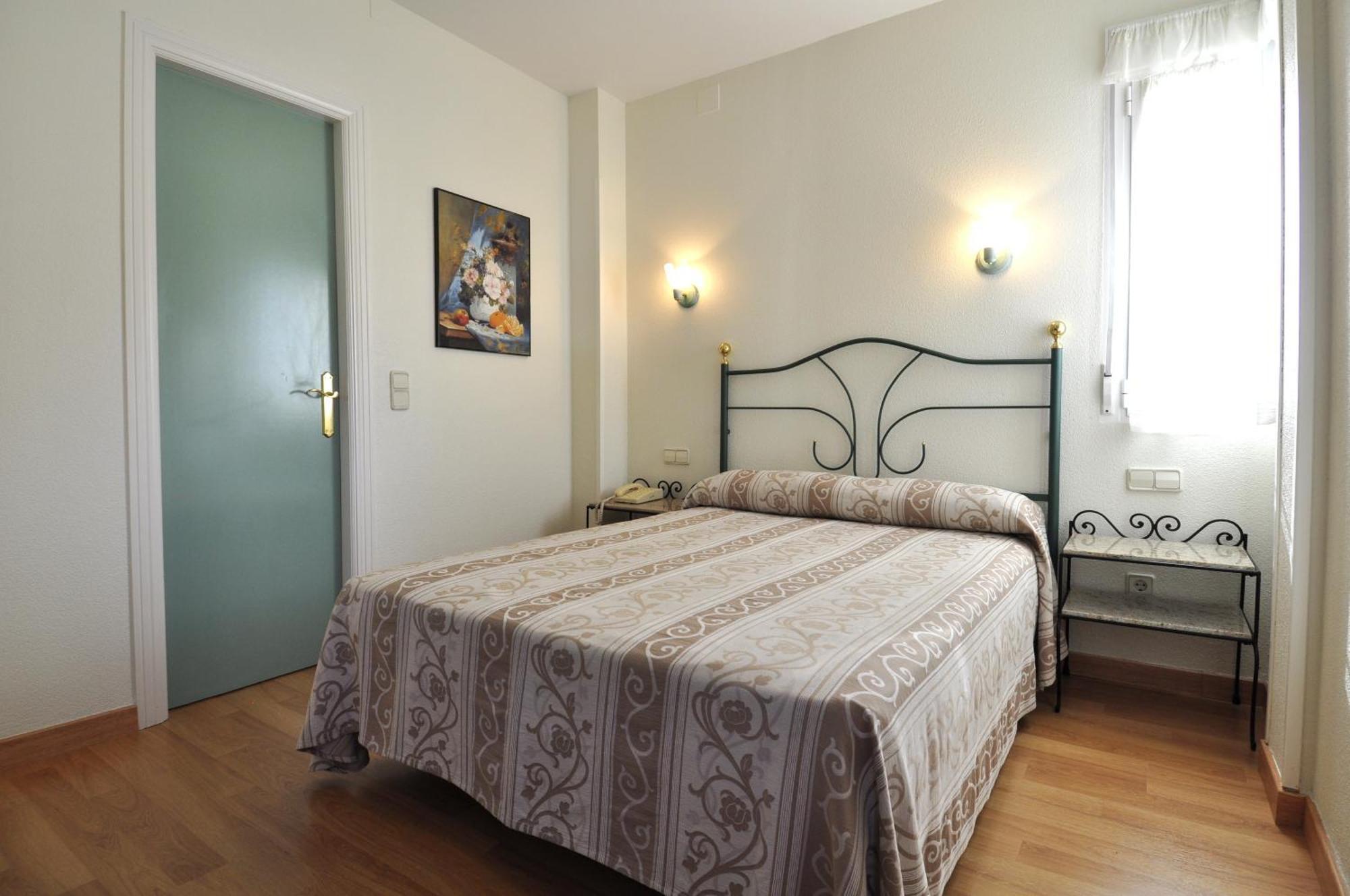 Hotel Apartamentos Aralso Sotillo La Lastrilla Chambre photo