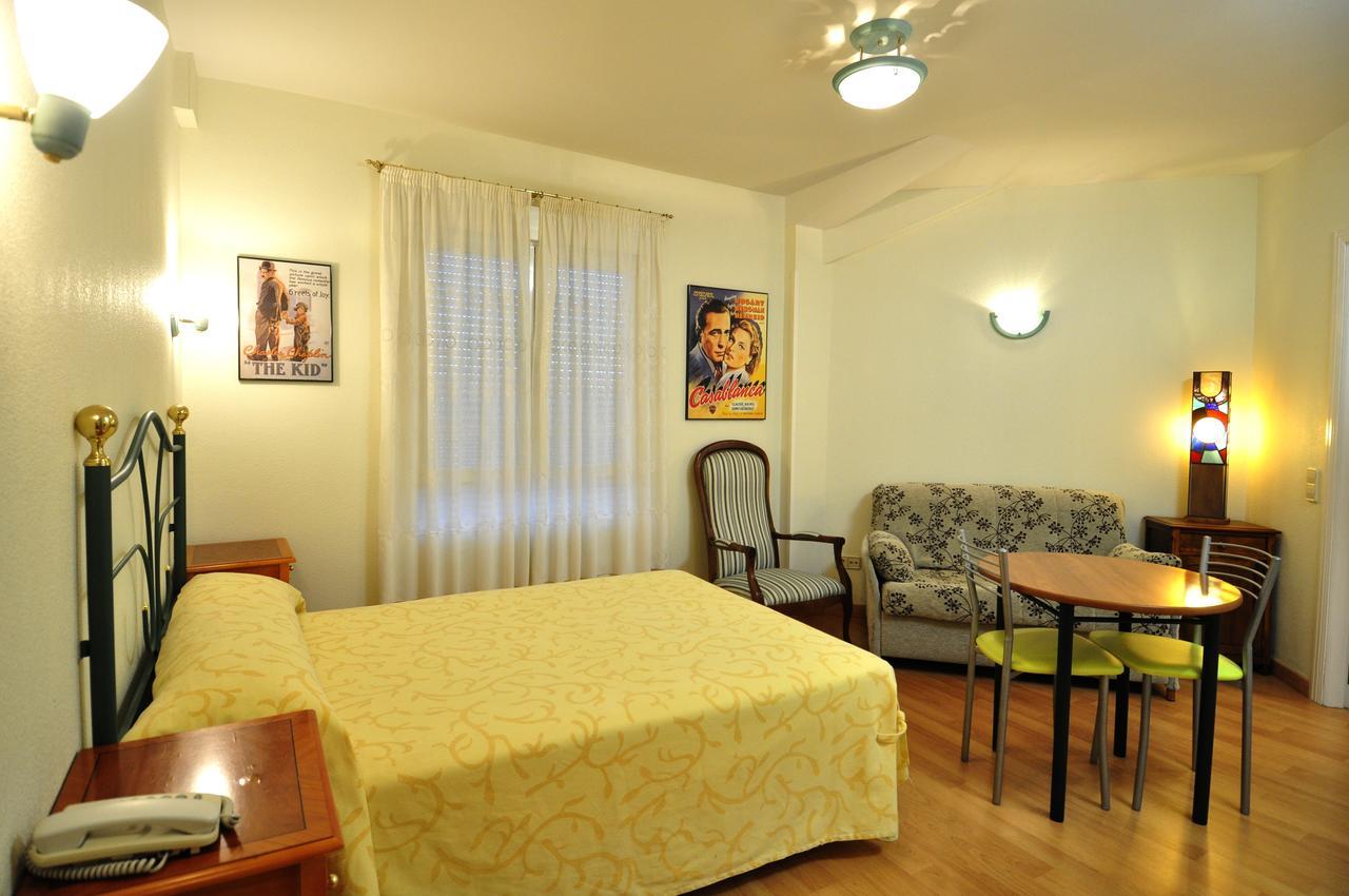 Hotel Apartamentos Aralso Sotillo La Lastrilla Extérieur photo